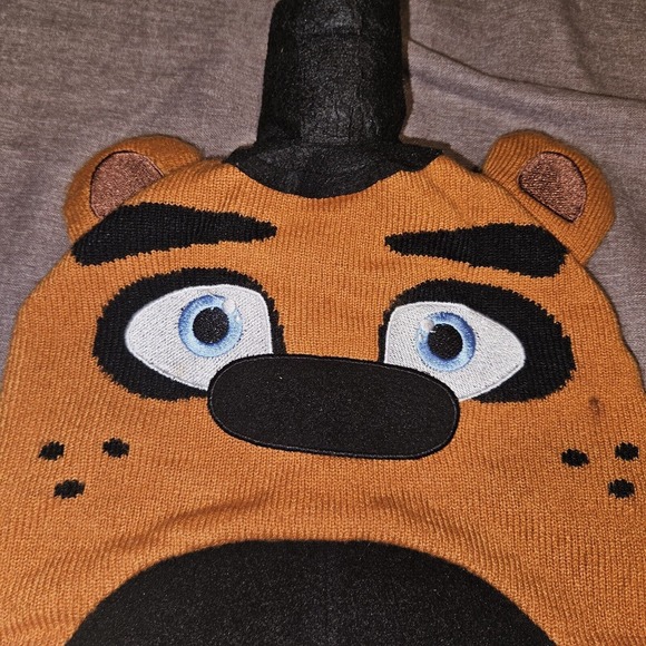 Five Nights at Freddy's Fazbear Laplander Bioworld Beanie Hat EUC WARM Snow - Picture 4 of 8